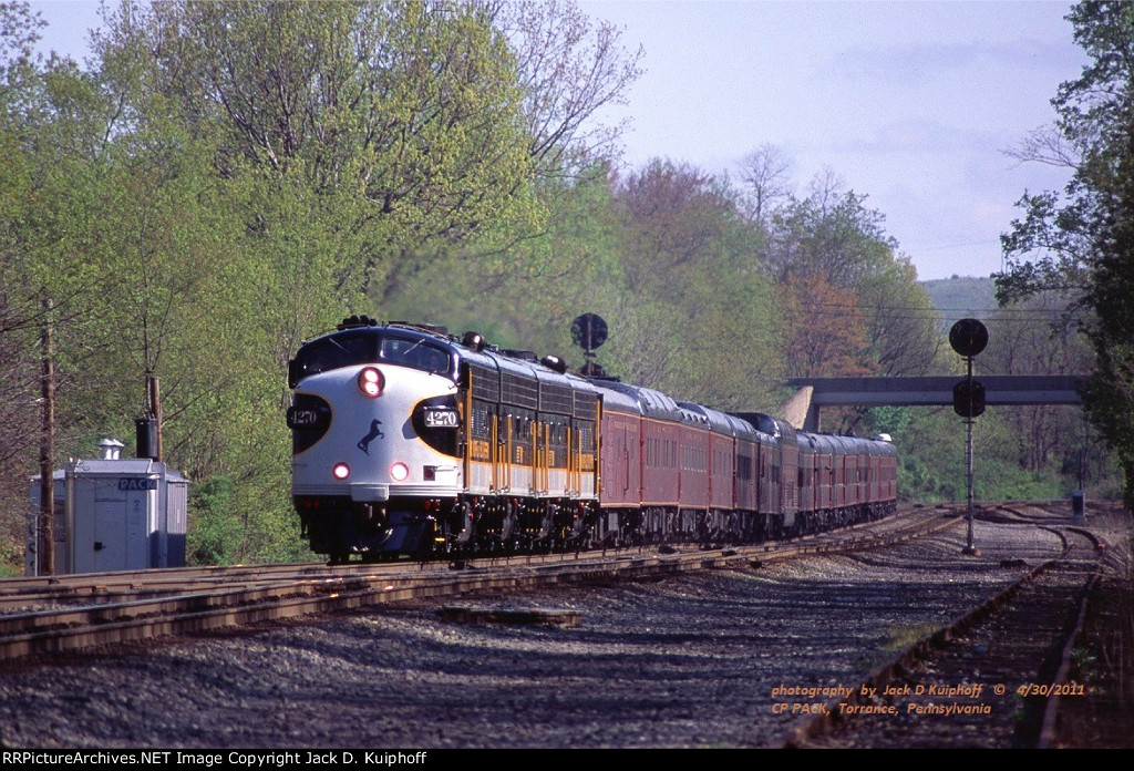 Norfolk Southern 4270, leads OCS 953 west bound on the ex-PRR Pittsburgh mainline at CP PACK, Torrance, Pennsylvania. April 30, 2011.